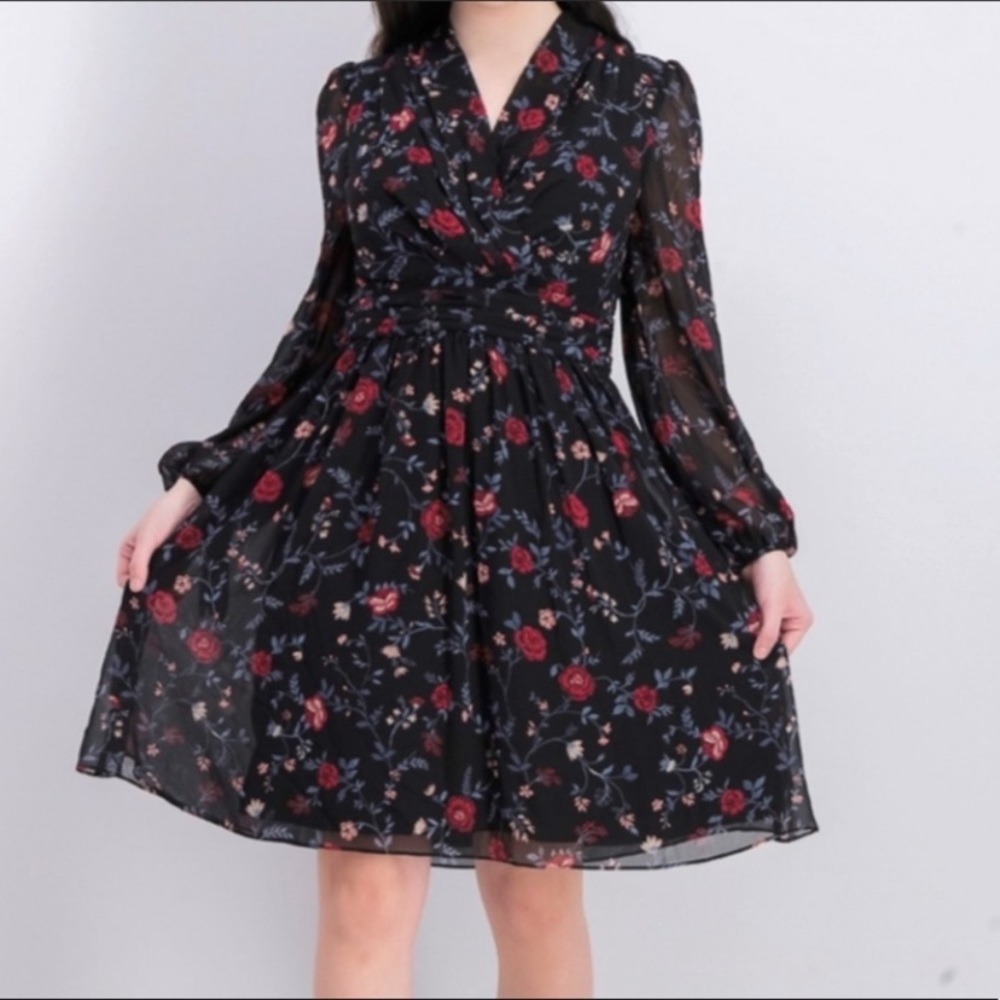 NWT- Gal Meets Glam Black Cherry Floral Dress - Size 10